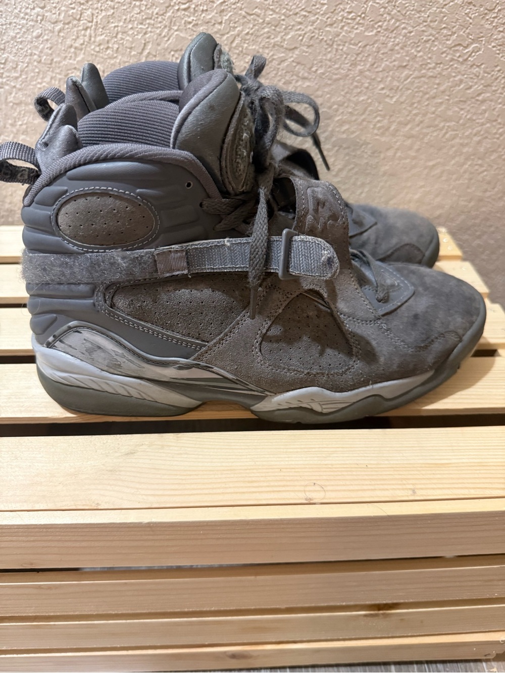 Jordan 8 Retro “Cool Gray “ - Picture 4 of 6